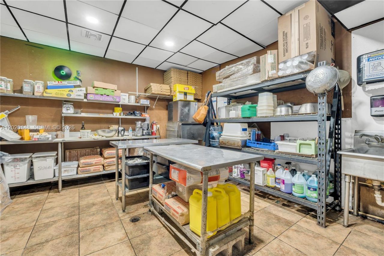 W 84 St , Hialeah, FL 33014 Photo