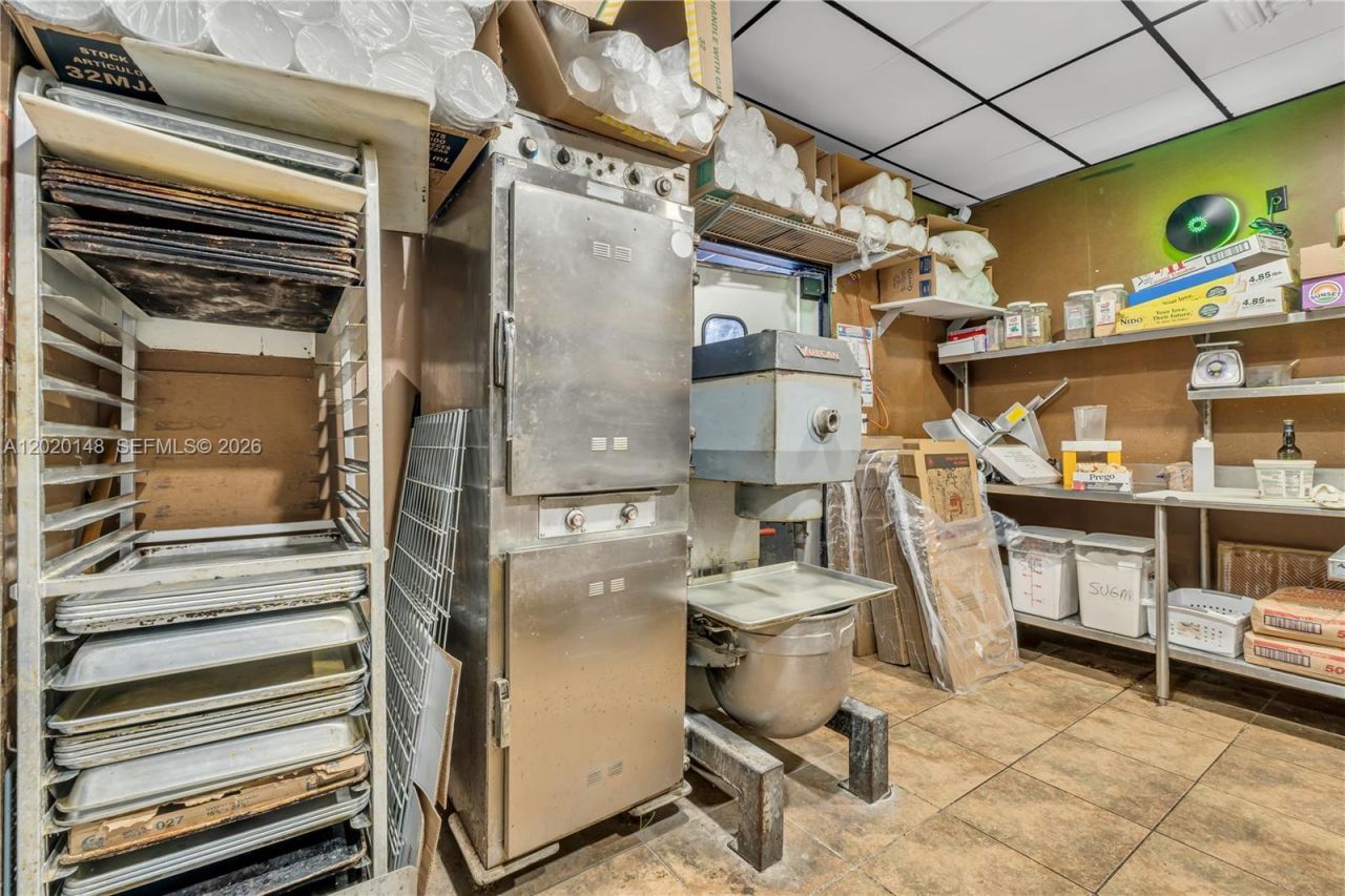 W 84 St , Hialeah, FL 33014 Photo