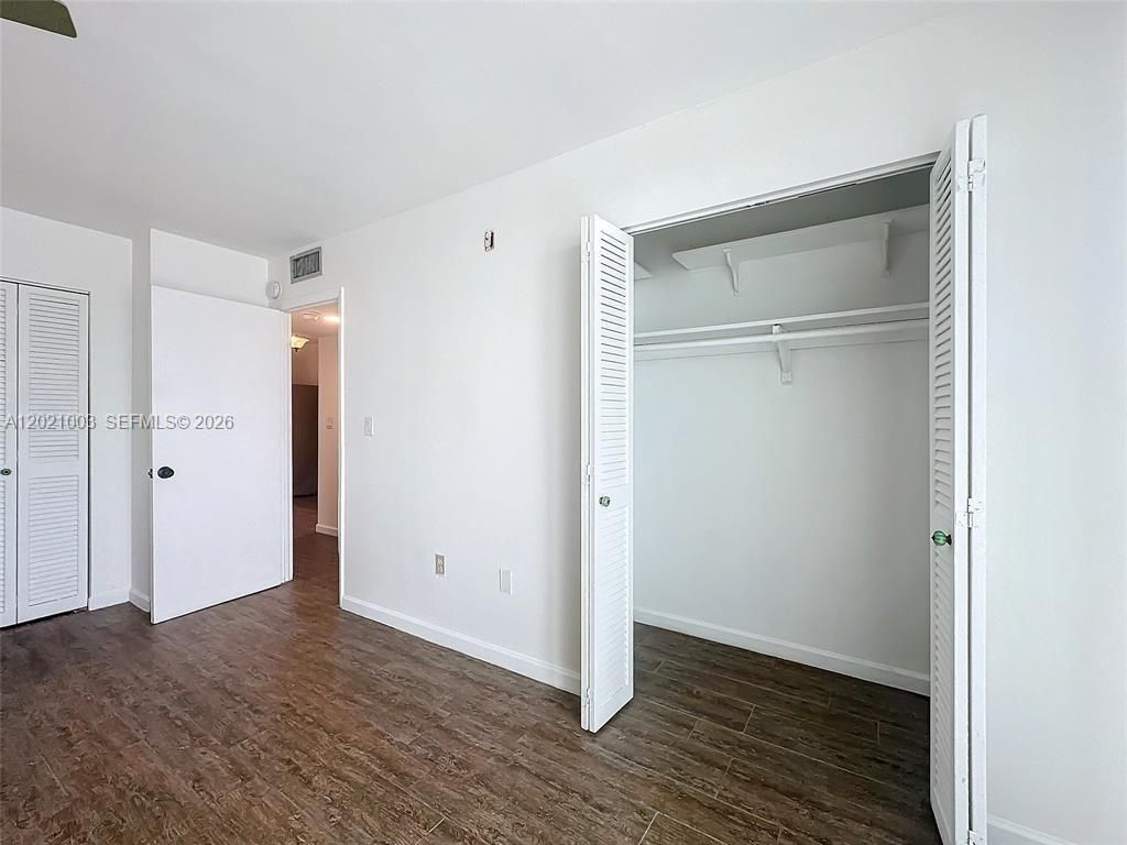 7133 Bay Dr, Unit 705, Miami Beach, FL 33141 Photo