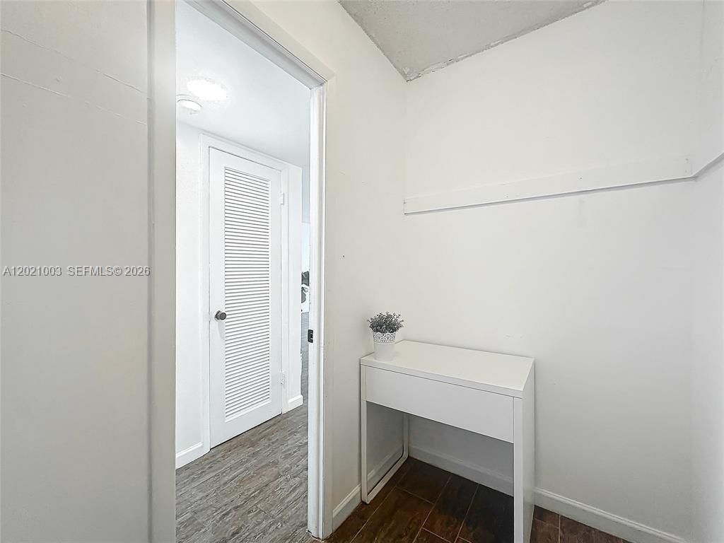 7133 Bay Dr, Unit 705, Miami Beach, FL 33141 Photo
