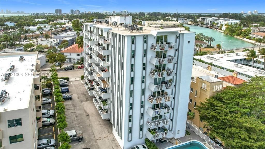 7133 Bay Dr, Unit 705, Miami Beach, FL 33141 Photo