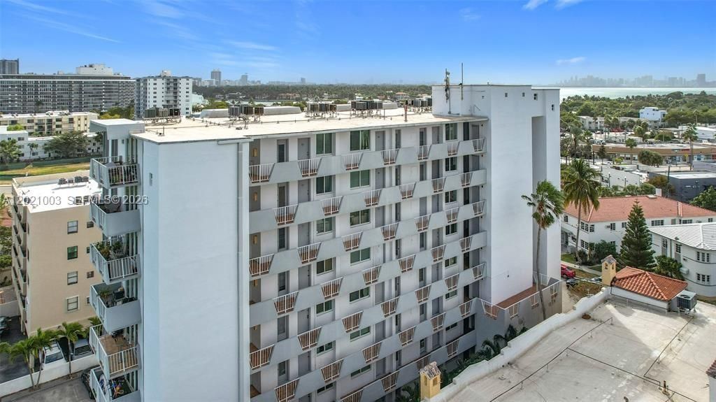 7133 Bay Dr, Unit 705, Miami Beach, FL 33141 Photo