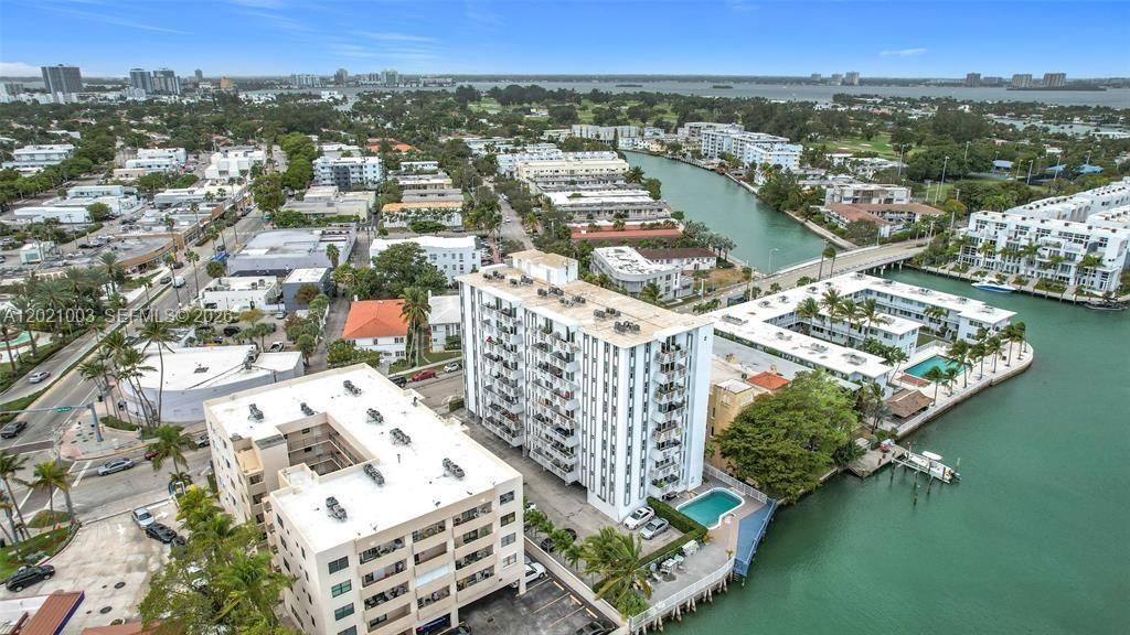 7133 Bay Dr, Unit 705, Miami Beach, FL 33141 Photo