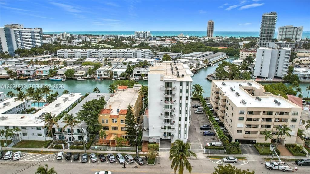 7133 Bay Dr, Unit 705, Miami Beach, FL 33141 Photo