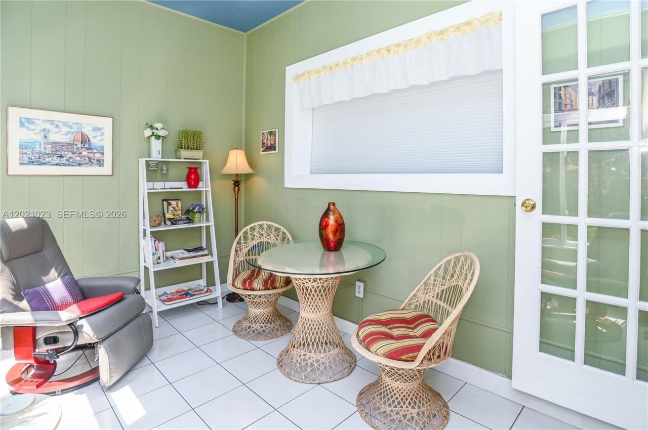 5100 NW 35th St , Unit 107, Lauderdale Lakes, FL 33319 Photo