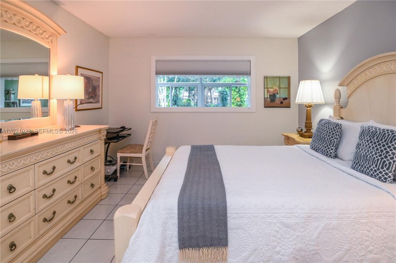 5100 NW 35th St , Unit 107, Lauderdale Lakes, FL 33319 Photo