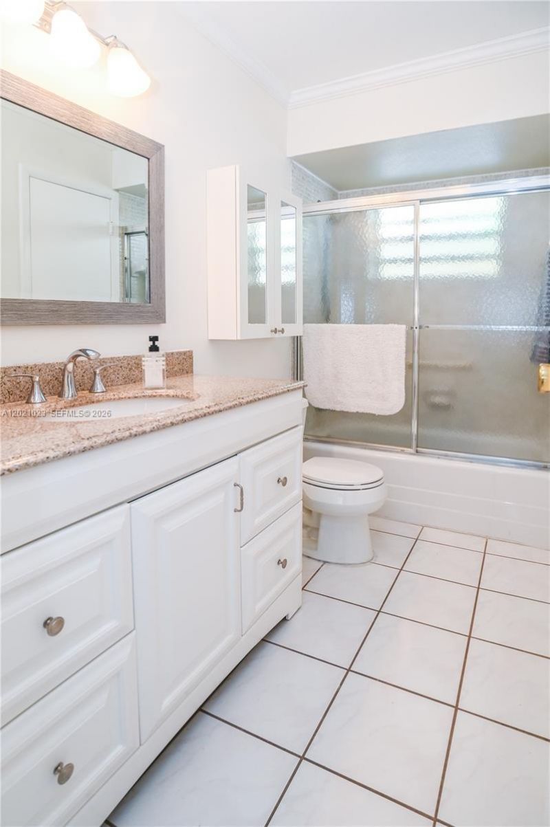 5100 NW 35th St , Unit 107, Lauderdale Lakes, FL 33319 Photo