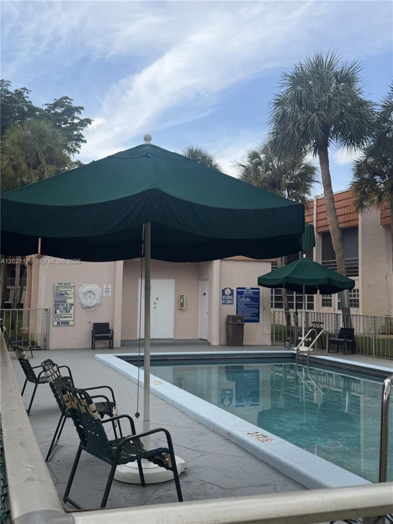 7610 Stirling Rd , Unit 205G, Davie, FL 33024 Photo