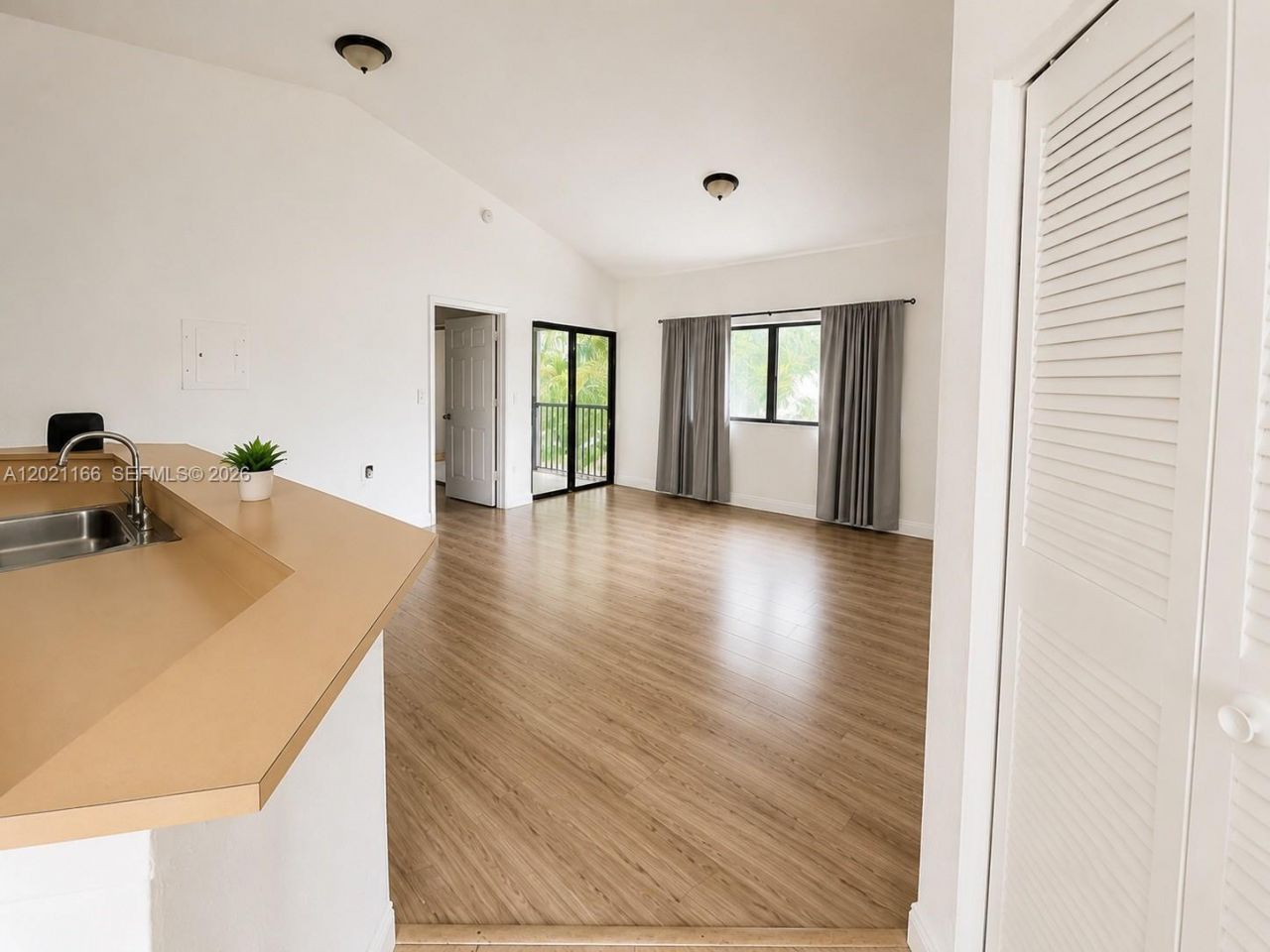 Please Call For Address, Unit 1706, Fort Lauderdale, FL 33315 Photo