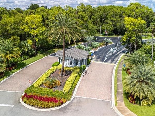 705 Luisa LN, Unit 822, NAPLES, FL 34104
