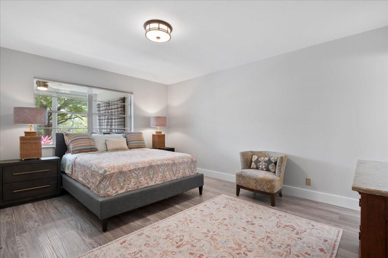 178 Lake Susan Lane, West Palm Beach, FL 33411 Photo