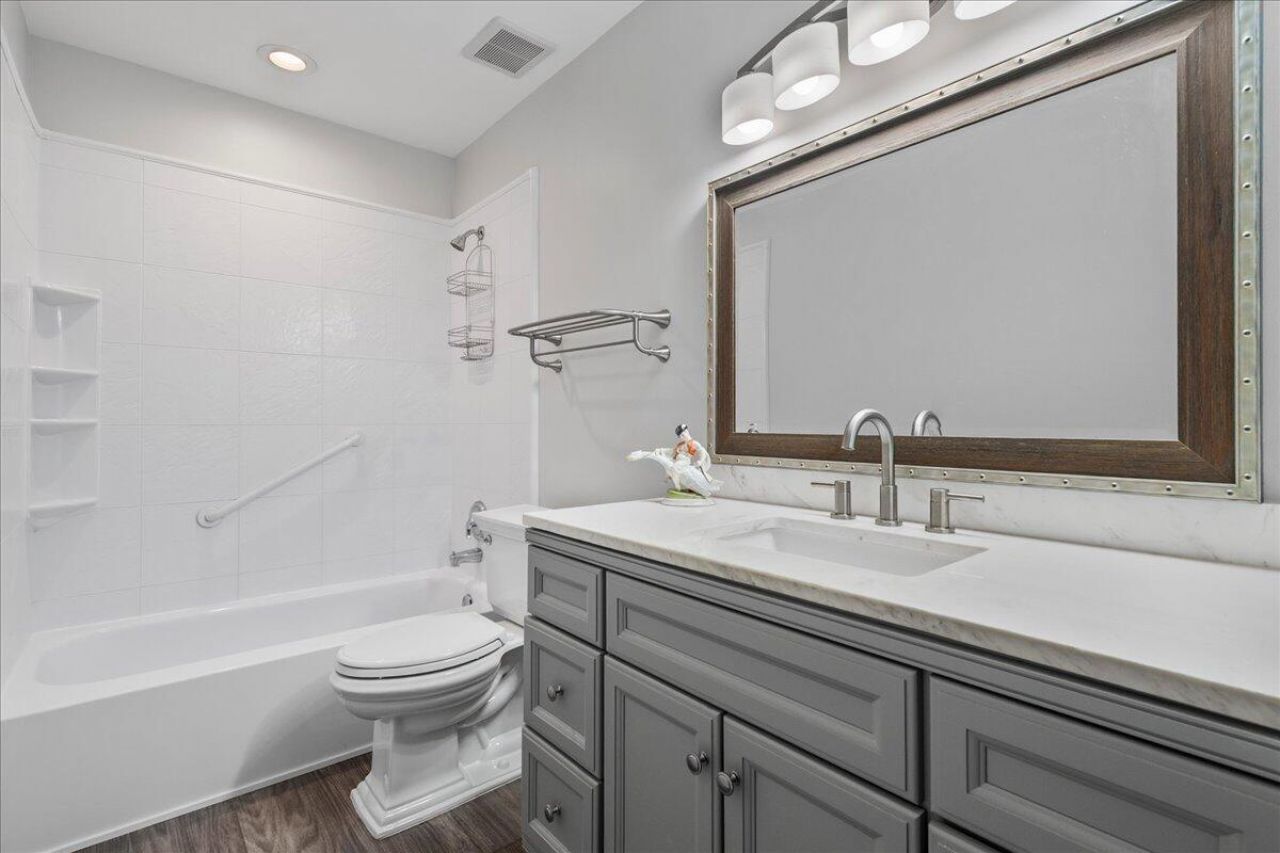 178 Lake Susan Lane, West Palm Beach, FL 33411 Photo