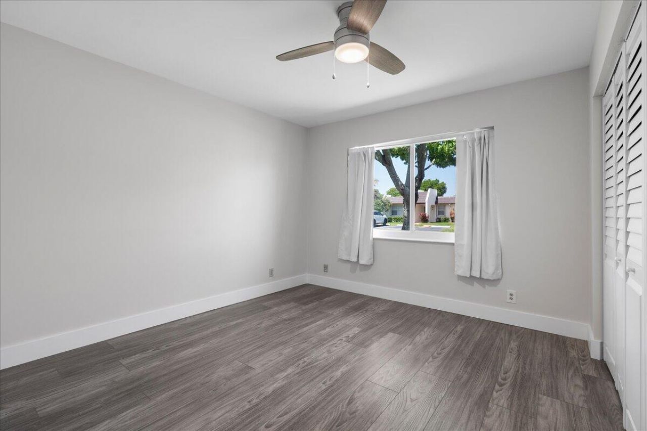 178 Lake Susan Lane, West Palm Beach, FL 33411 Photo