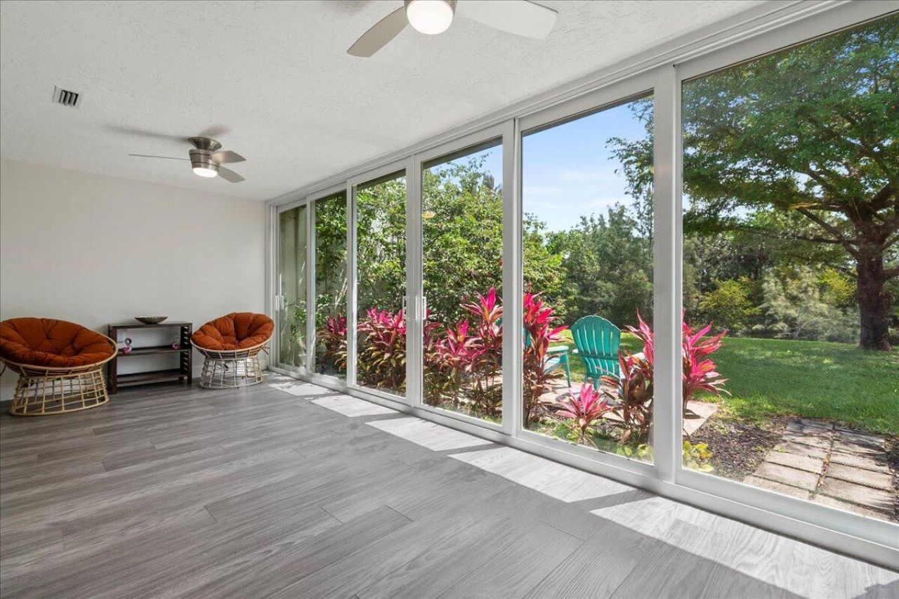 178 Lake Susan Lane, West Palm Beach, FL 33411 Photo