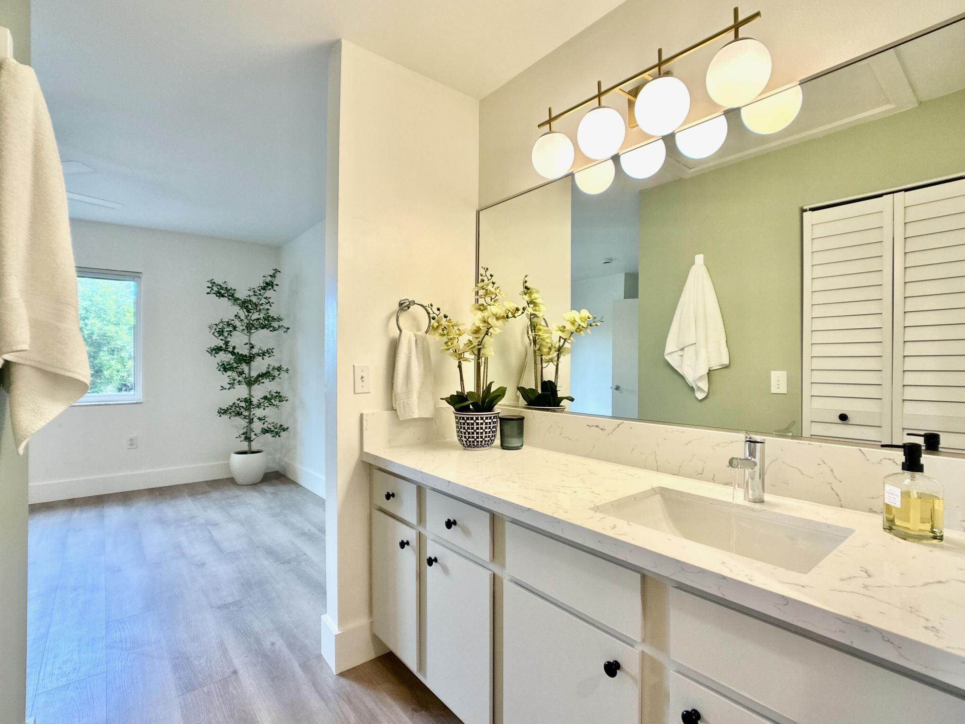 700 Scotia Drive, Unit 305, Hypoluxo, FL 33462 Photo