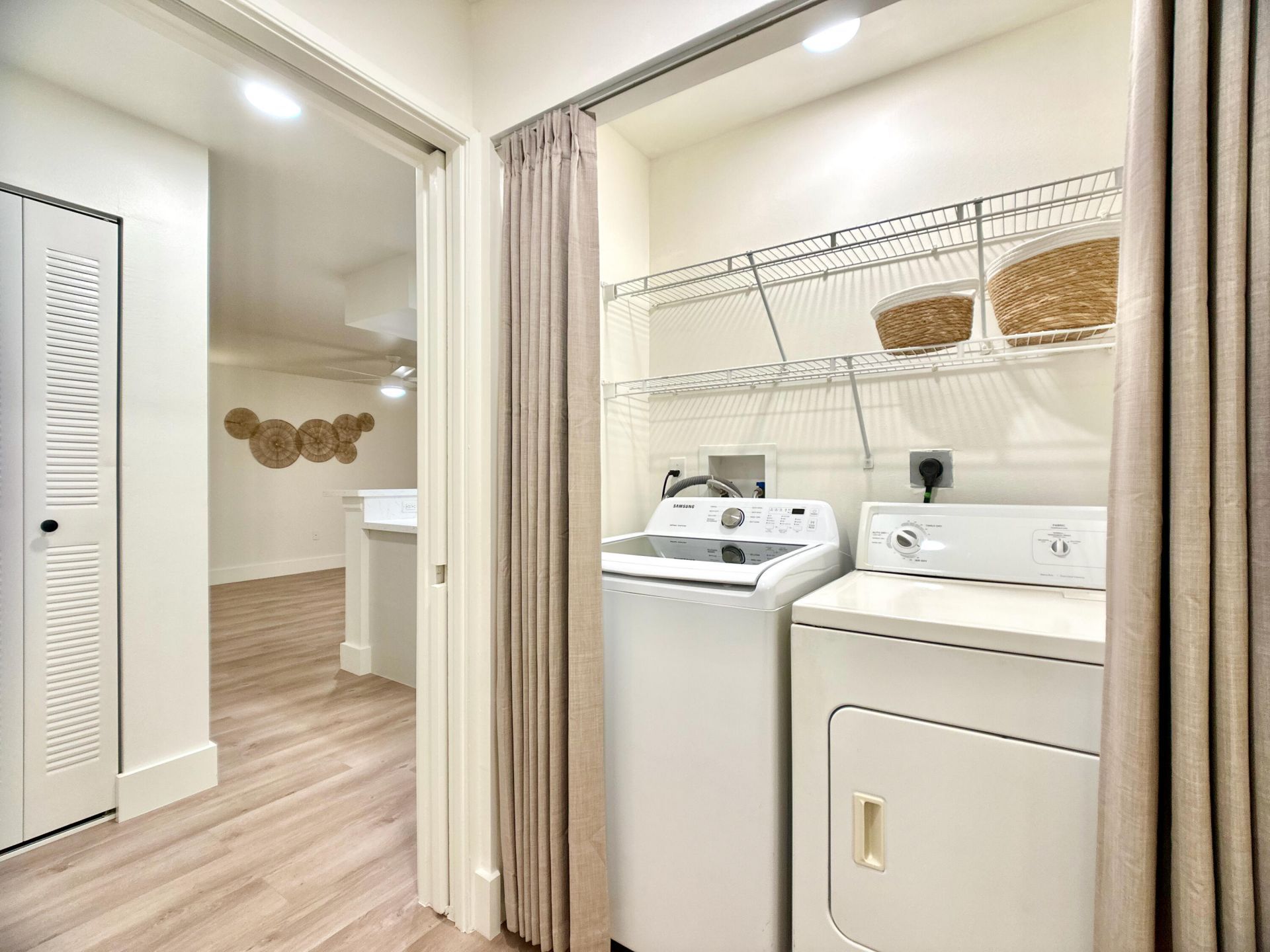 700 Scotia Drive, Unit 305, Hypoluxo, FL 33462 Photo