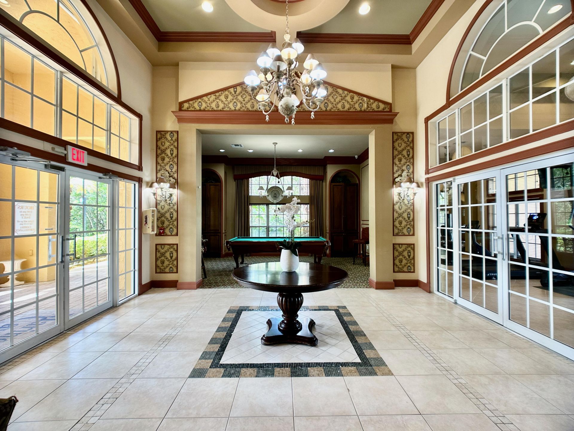 700 Scotia Drive, Unit 305, Hypoluxo, FL 33462 Photo
