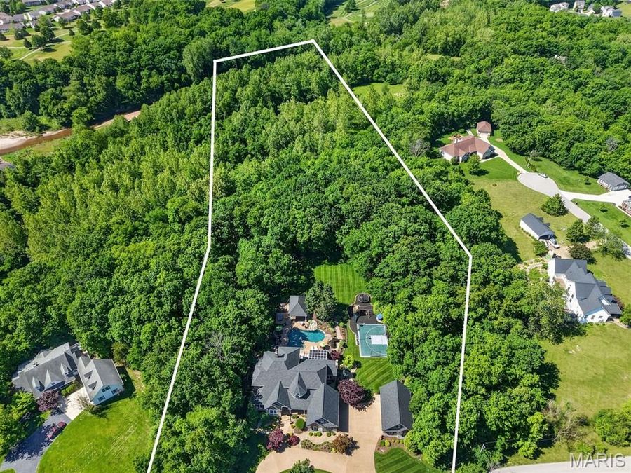 Property Image 4