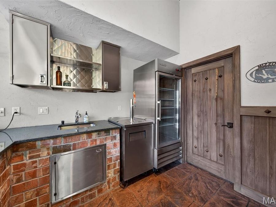 Property Image 77