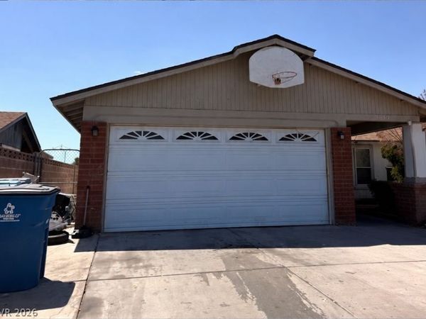 1819 Shagbark Lane, Las Vegas, NV 89156