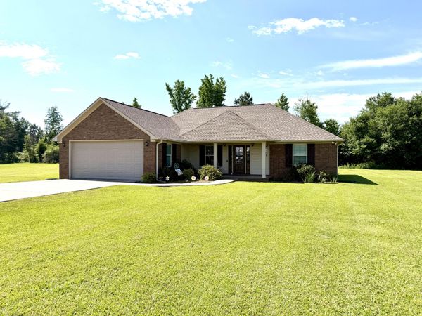 60010 C & C Ln., Smithville, MS 38870