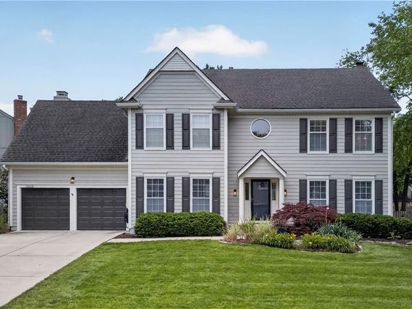 13013 Sherwood Street, Leawood, KS 66209