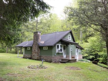 1308 Pleasure Valley Road, Montrose, WV 26283