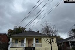 1108 Tree Street photo 4