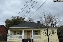 1108 Tree Street photo 4