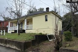 1108 Tree Street photo 4