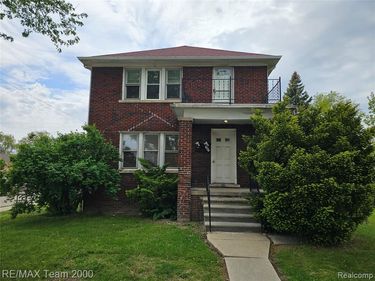 7005 Orchard Avenue, Dearborn, MI 48126