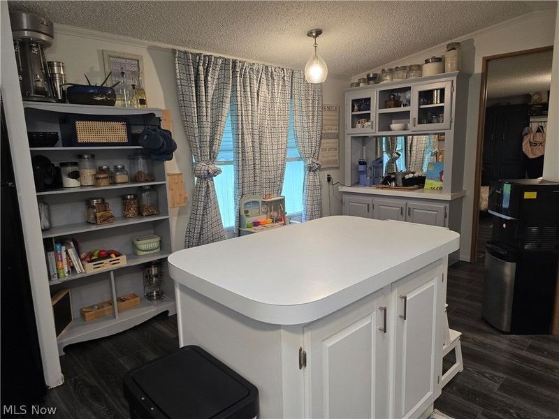 42 Redwood Drive, Beloit, OH 44609 Photo 5