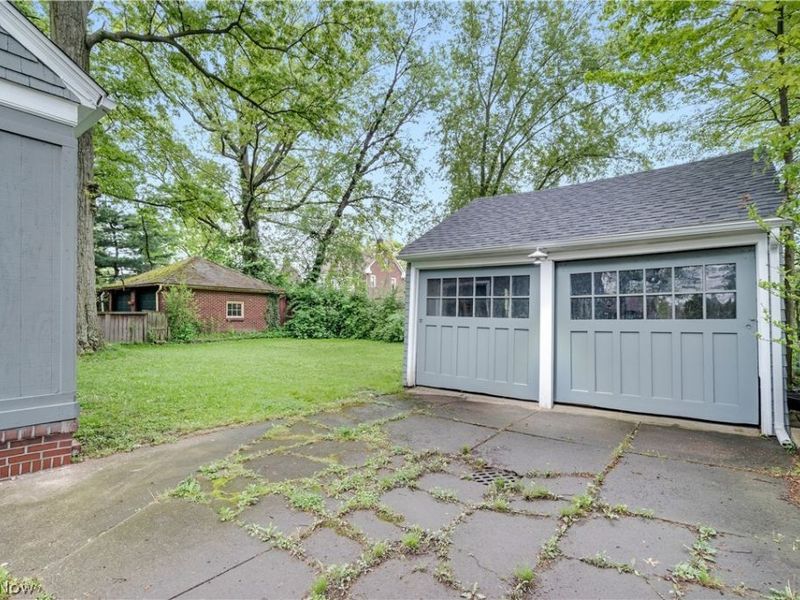443 Madera Avenue, Youngstown, OH 44504 Photo 5