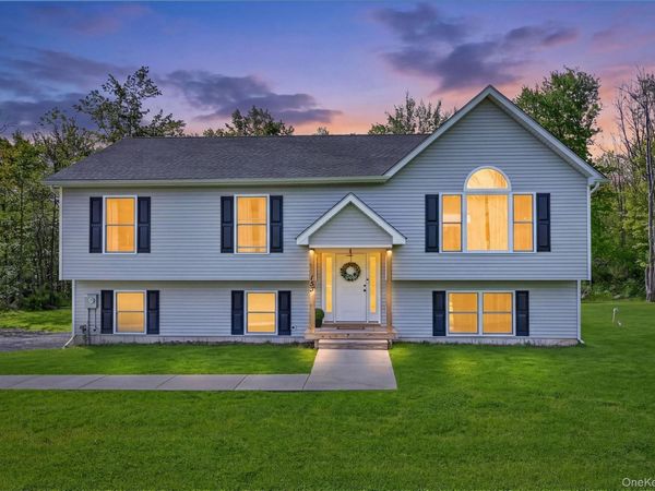 153 Ridge Drive, Middletown, NY 10940