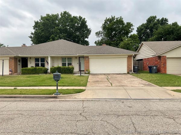 6920 E 46th Place , Tulsa, OK 74145