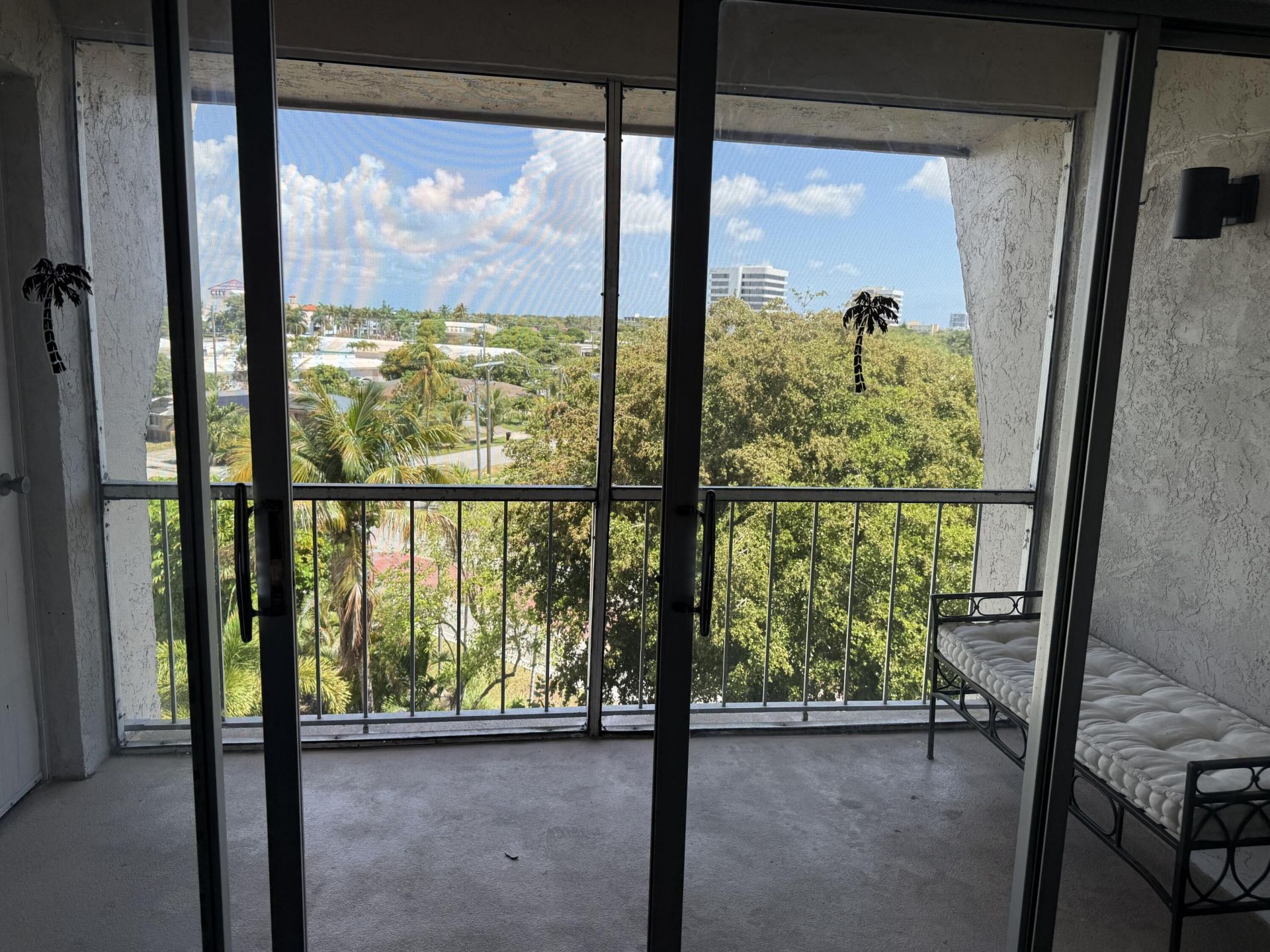 505 Spencer Drive, Unit 410, West Palm Beach, FL 33409 Photo