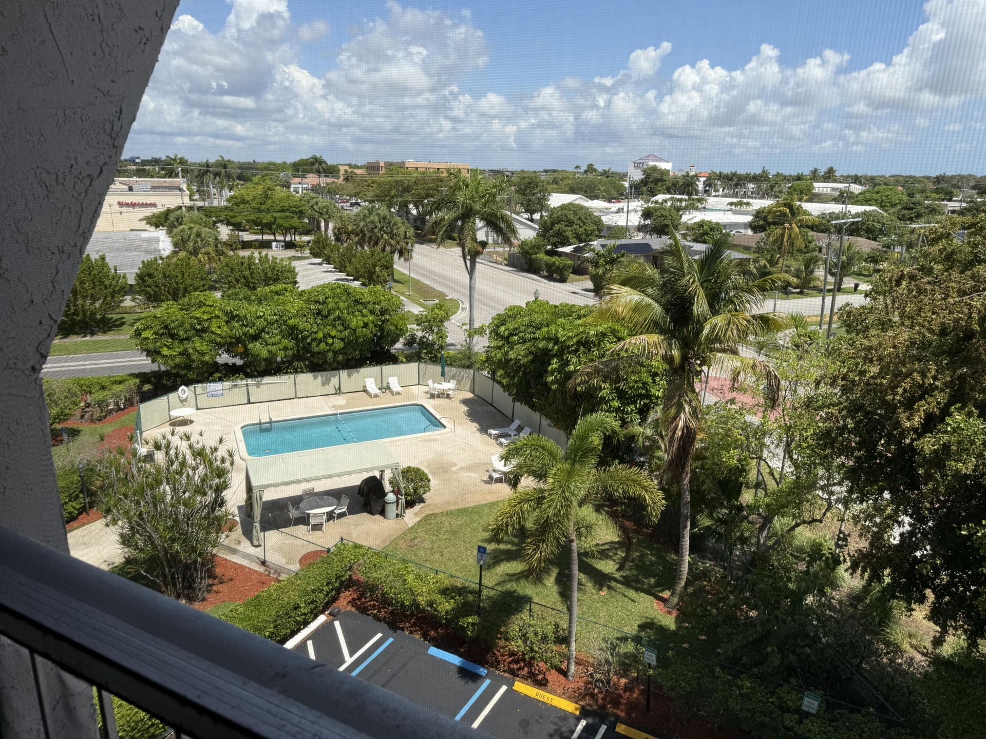 505 Spencer Drive, Unit 410, West Palm Beach, FL 33409 Photo