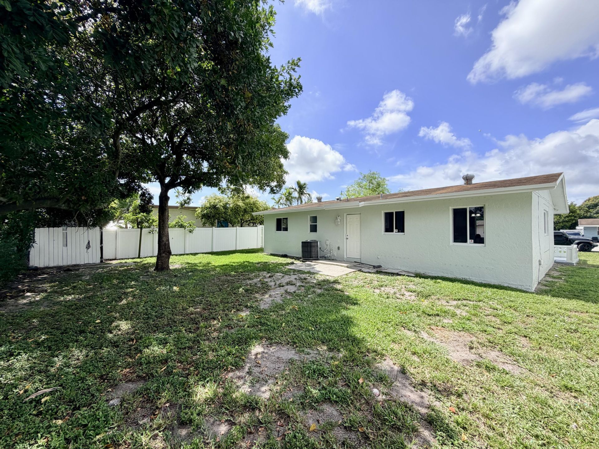 2811 NW 8th Street, Pompano Beach, FL 33069 Photo