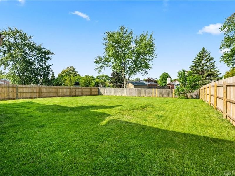 8349 Timber Walk Court, Huber Heights, OH 45424 Photo 48