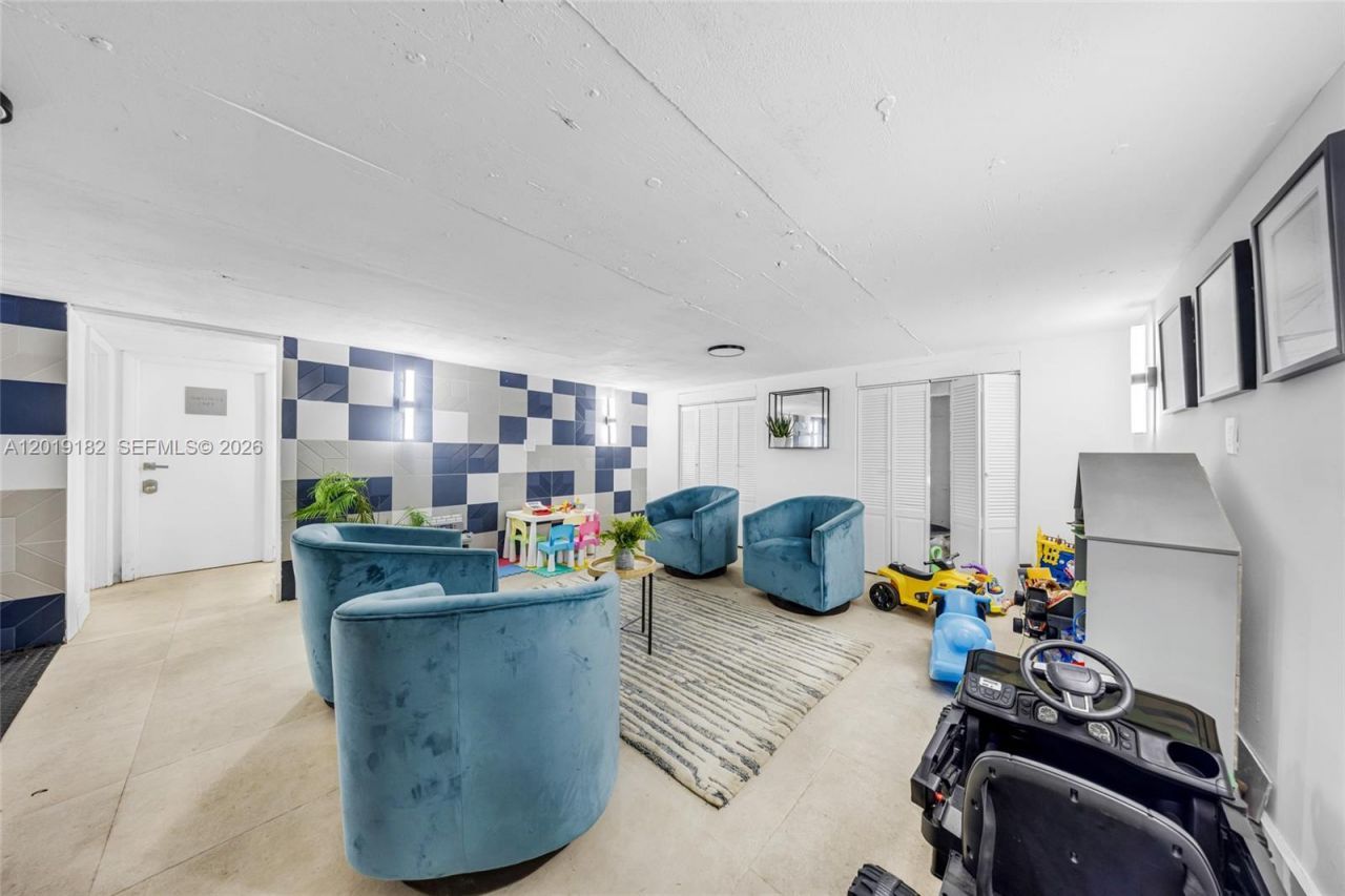 7830 Abbott Ave , Miami Beach, FL 33141 Photo