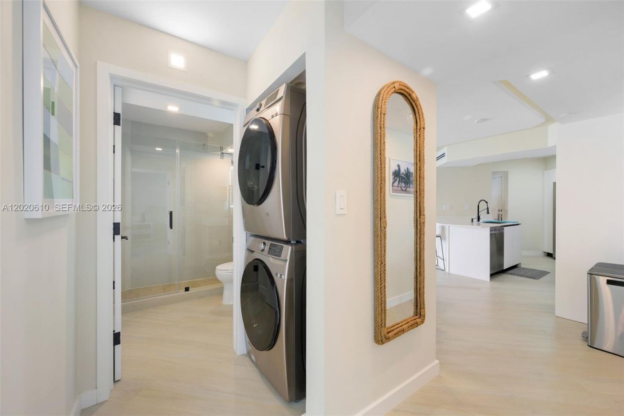 Please Call For Address, Unit 2009, Miami Beach, FL 33141 Photo