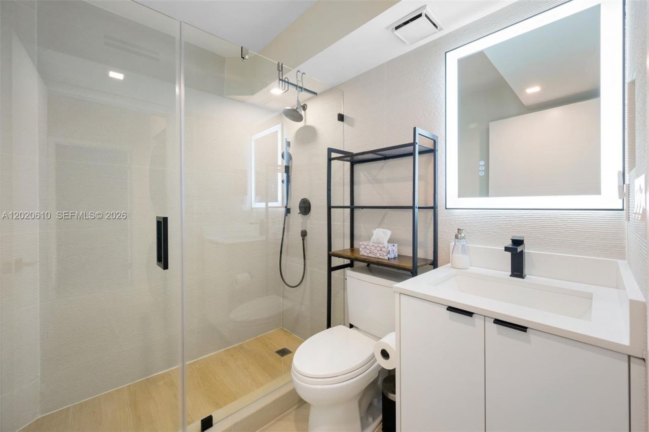 Please Call For Address, Unit 2009, Miami Beach, FL 33141 Photo