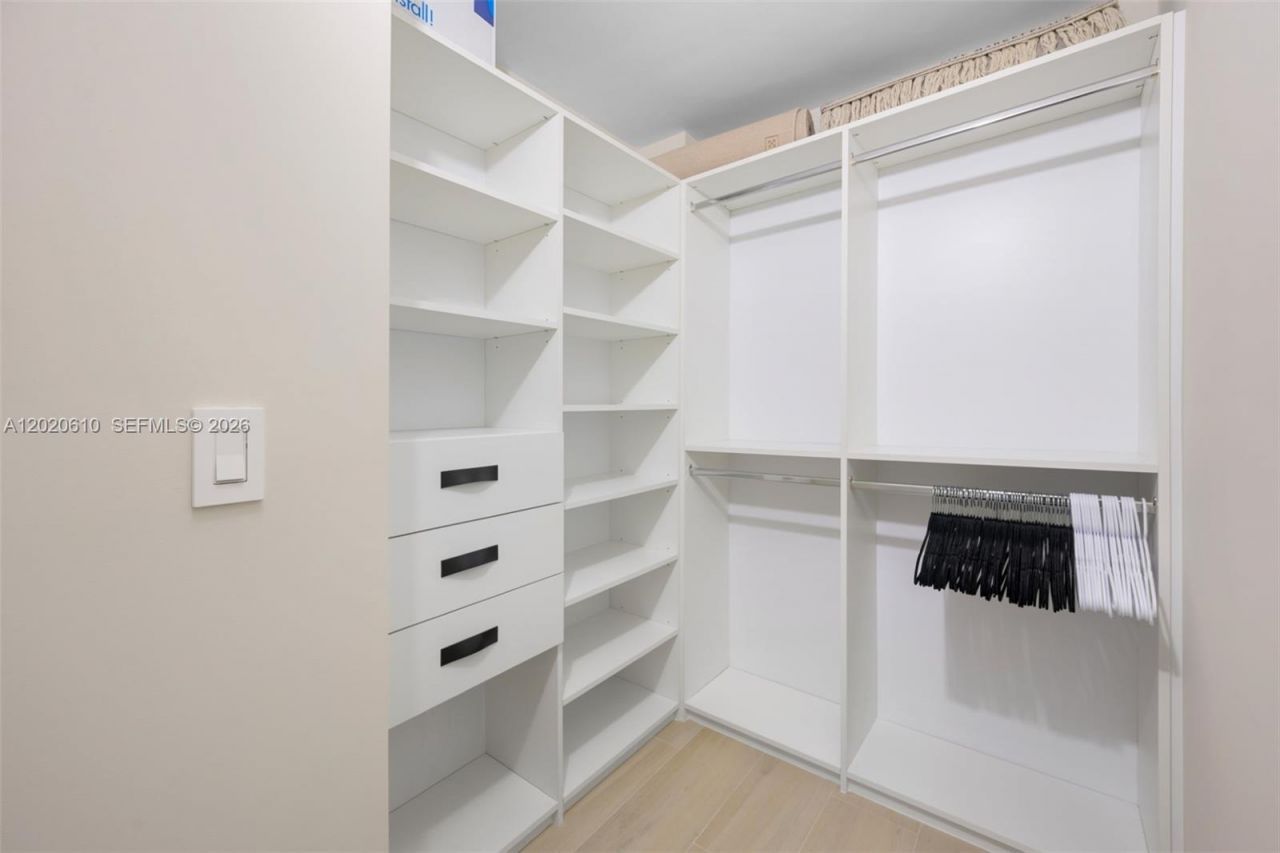 Please Call For Address, Unit 2009, Miami Beach, FL 33141 Photo