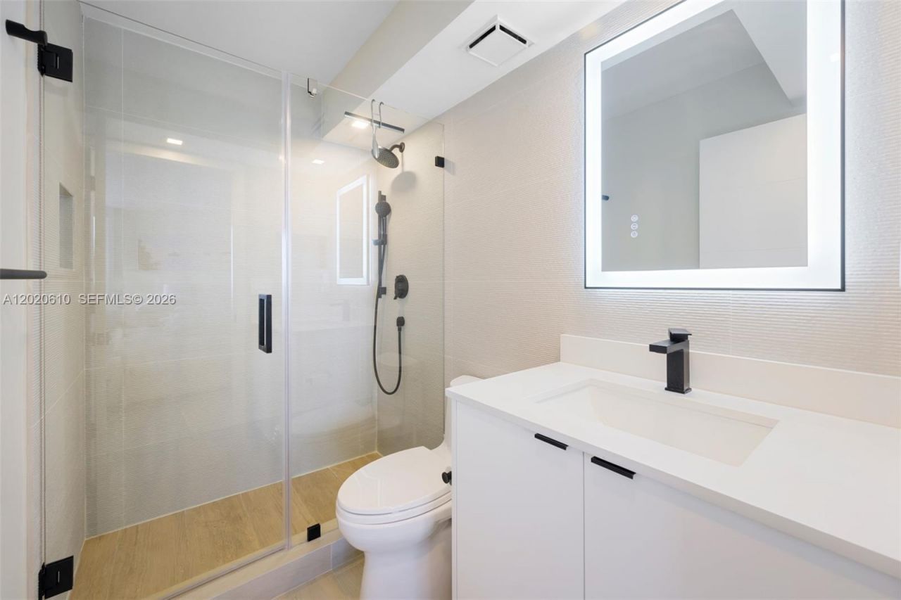 Please Call For Address, Unit 2009, Miami Beach, FL 33141 Photo