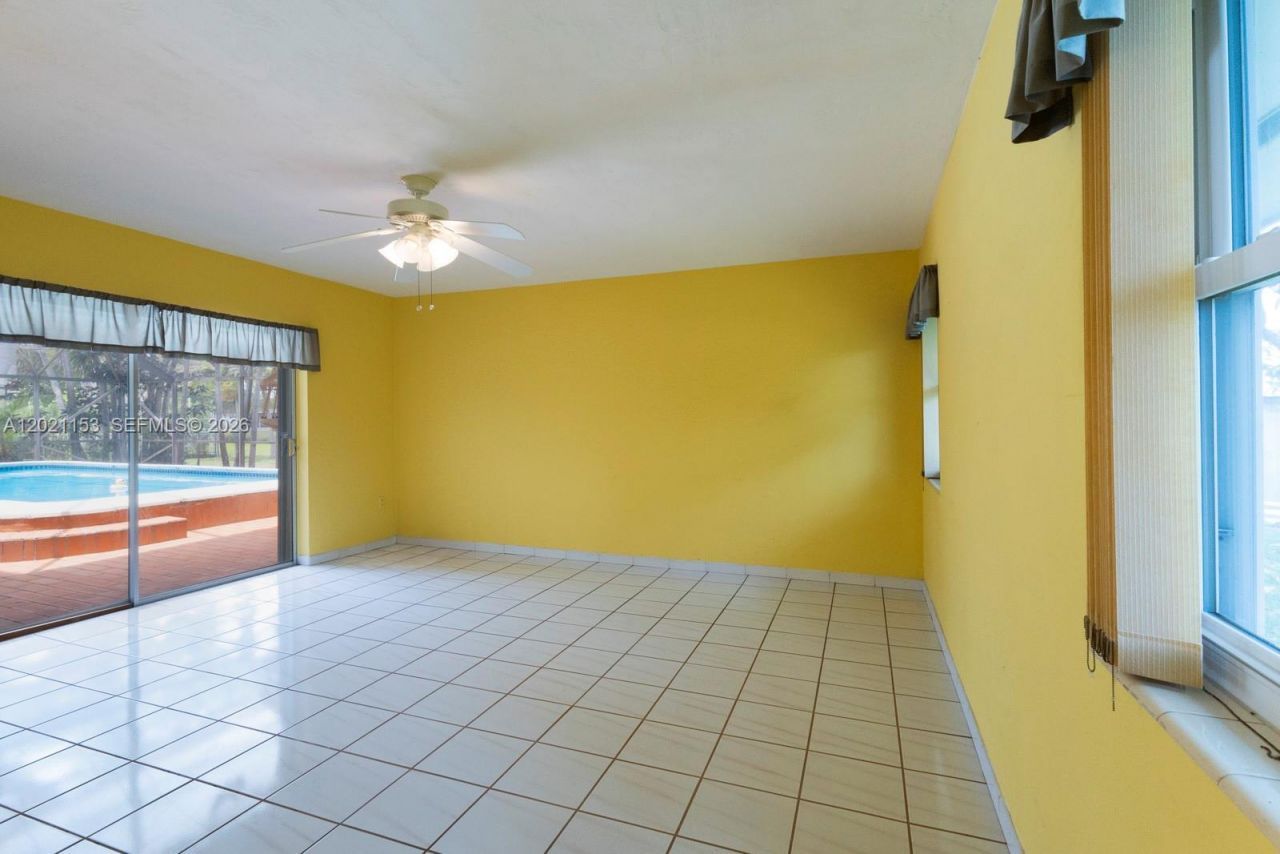 8791 SW 85th St, Miami, FL 33173 Photo