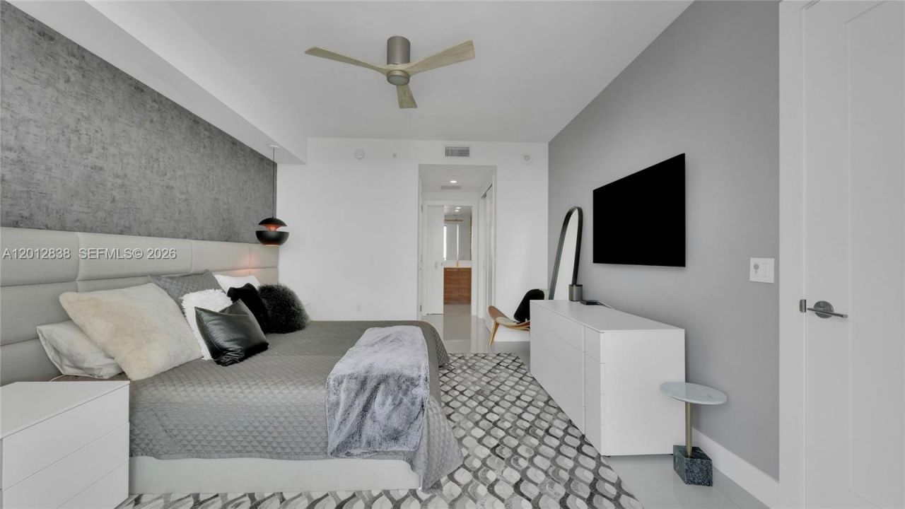 100 E Las Olas Blvd , Unit 2802, Fort Lauderdale, FL 33301 Photo
