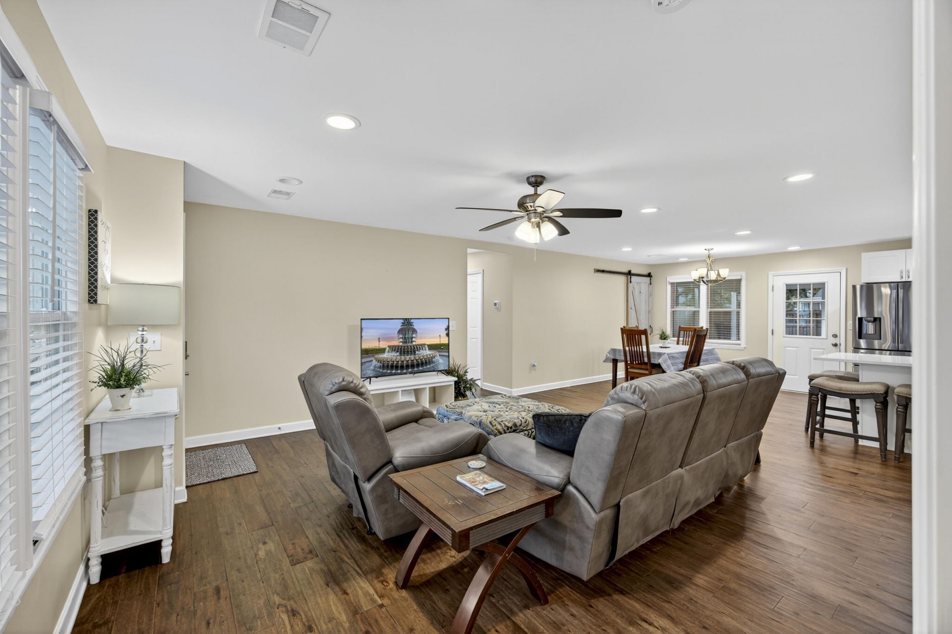112 Pullman Avenue Photo 15