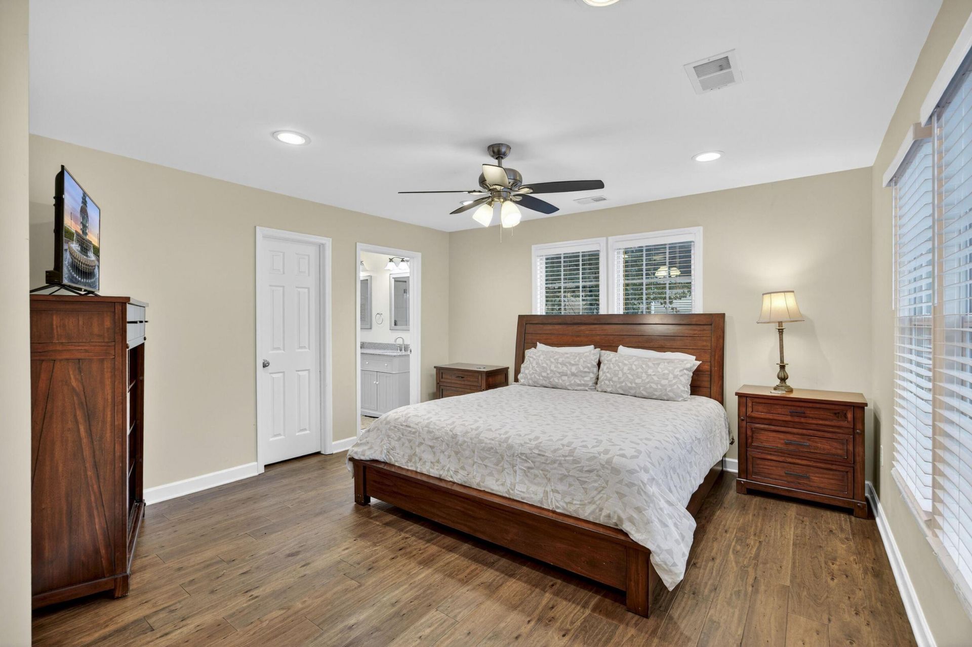 112 Pullman Avenue Photo 26