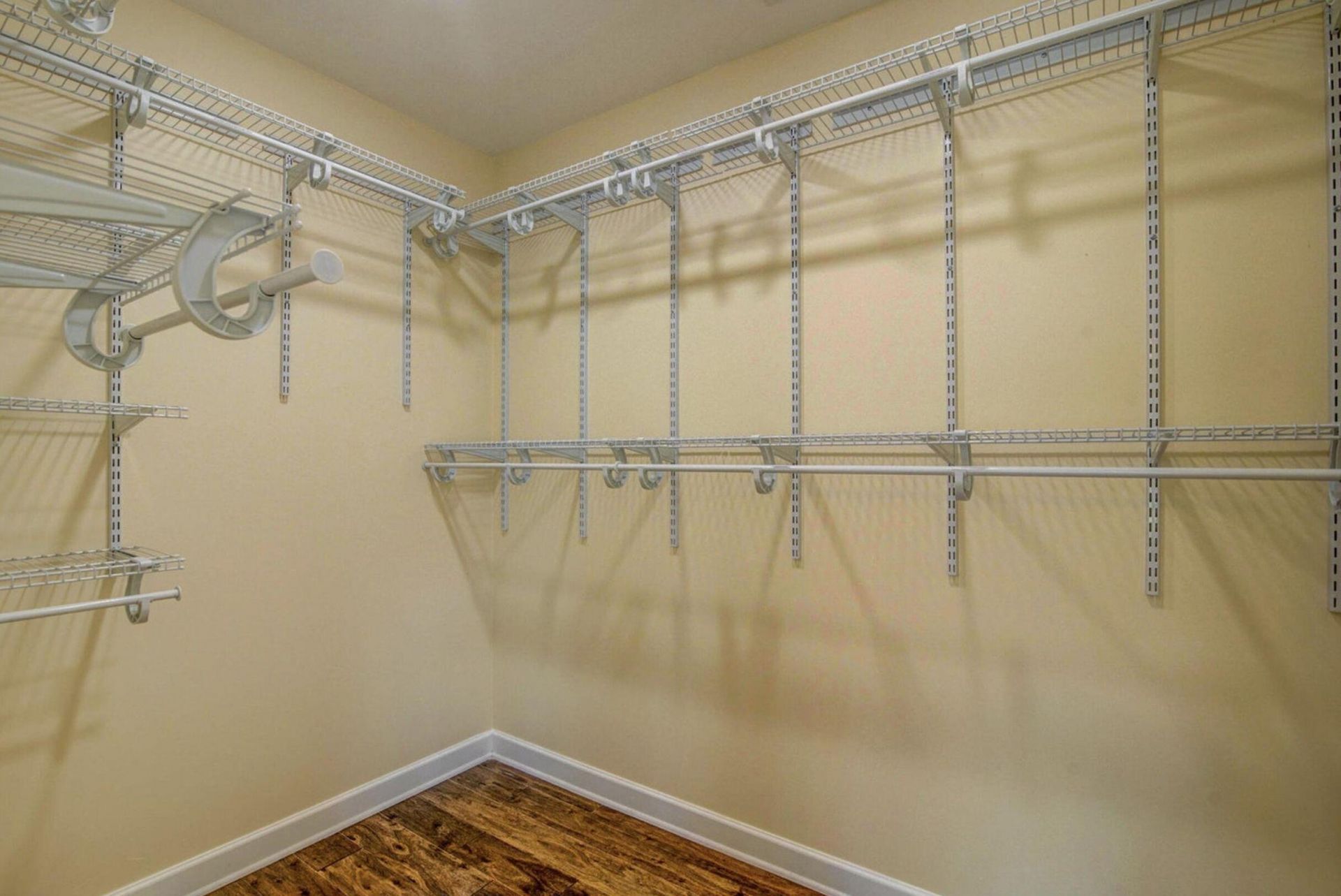 112 Pullman Avenue Photo 31