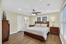 112 Pullman Avenue photo 4